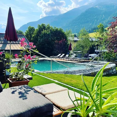 Hotel Alpenblick 3*