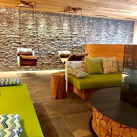 Hotel Alpenblick 3*