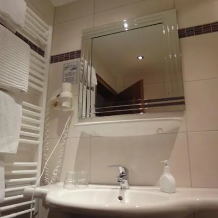 ホテル Alpenblick