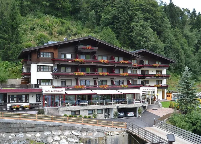 阿尔本利克酒店 酒店 萨尔巴赫